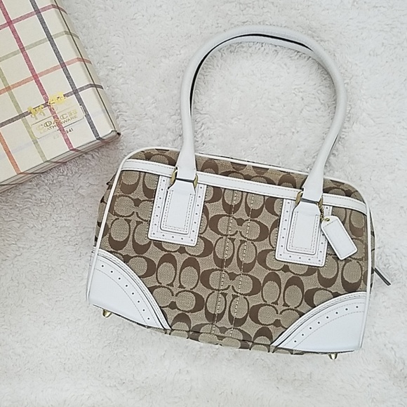 Coach Handbags - NWOT Coach | Hamptons Signature Logo Satchel